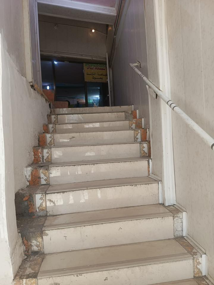 للإيجار محلين تجاريين في العشار – موقع مميز
يوجد محلين تجاريين للإيجار في العشار – ساحة أم البوم مقابل شرطة الإمام علي والهلال الأحمر، موقع ممتاز على الشارع العام وحركة قوية، مناسب لمختلف أنواع المشاريع.

🏬 المحل الأول (أرضي): المساحة 2×3 متر  
🏬 المحل الثاني (فوك/طابق ثاني): المساحة 7×5 متر  

💰 الإيجار: 1,000,000 دينار للمحل الواحد (قابل للتفاوض)  

📍 الموقع: العشار – ساحة أم البوم  
📌 مقابل شرطة الإمام علي والهلال الأحمر وعلى الشارع العام  

للاستفسار والتواصل:  
📞 ***********
