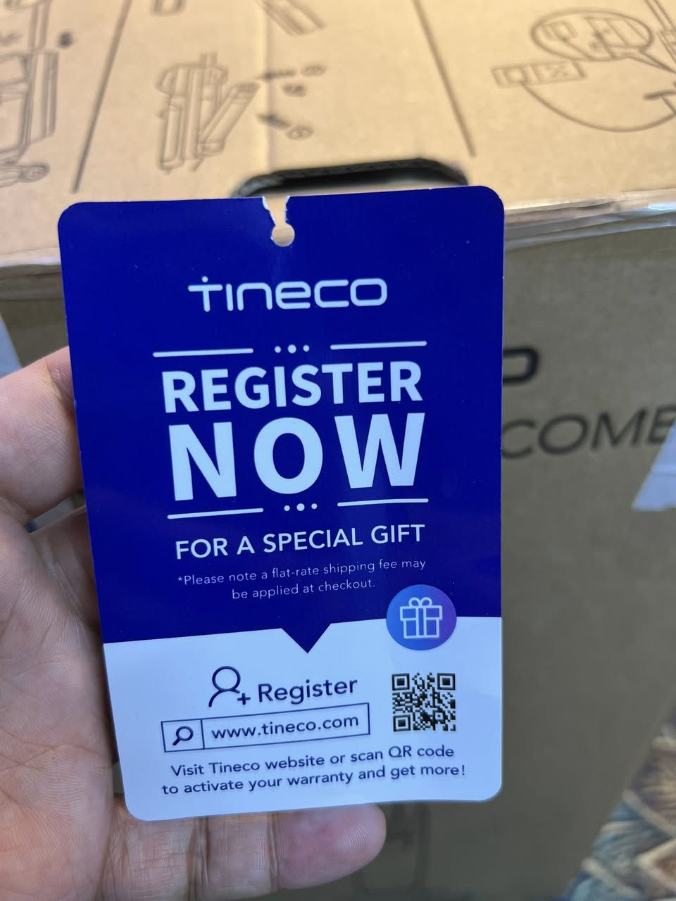 مكنسة تينيكو فلور وان إس 5 كومبو (Tineco Floor One S5 Combo) الذكية لتنظيف الأرضيات.تتميز هذه المكنسة بقدرتها على كنس ومسح الأرضيات في نفس الوقت.تعتبر جهازاً متعدد الاستخدامات يعمل على تنظيف الأوساخ الجافة والرطبة بكفاءة.تأتي مزودة بتقنية التنظيف الذاتي لسهولة الصيانة بعد الاستخدام: عجيبه تخلي الكاع تلمع لمع ،، وماكو اي اثر لاي حد ولا تخطيط بالكاع بعد المسح ، و سهله و خفيفه بالاستعمال
بالعافيه على تاخذها سعرها 250 الف


**إذا كنت صاحب هذا الإعلان وتريد حذفه لأي سبب، رجاءا أرسل رسالة إلى الدعم الفني**