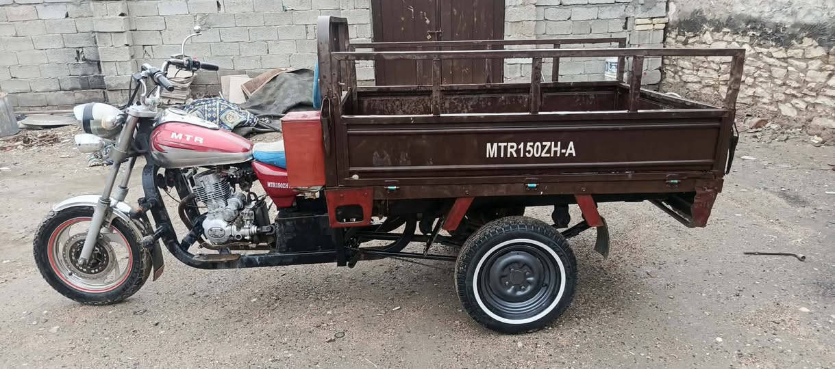 ستوته للبيع أوراق اصولي موديل 19 مكينه 23
كهربايات كله شغاله شاصي مكفول من الحيم 
بدي نضيف ستوته جاهزه تايرات جوبلس 
ستوته نضيفه السعر مليون و 250 

***********
