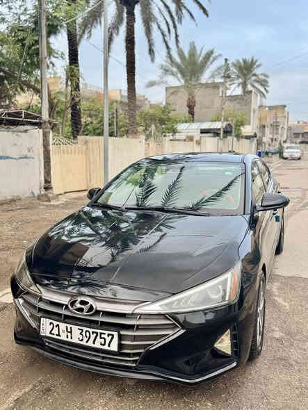 سلام عليكم  النترا ٢٠٢٠ وارد امريكي حادثها فقط حافة البنيد صور الحادث ورقم الشاصي موضح بالصور 
رقم سليمانيه شرط التحويل سنويه  2027 
مكان السياره بغداد حي البنوك  السعر  142 وبيها مجال ان شاءالله  📞📞  ‭٠٧٧١ ٣٢٤ ٧٧٩٤‬
