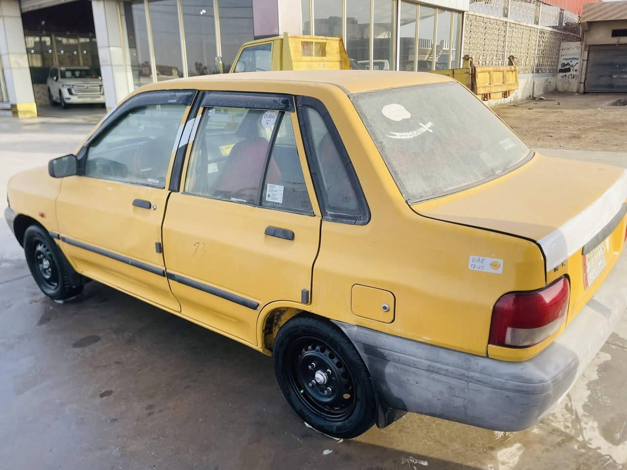 السلام عليكم 
للبيع سايبه 2013
كير جديد
صدر جديد
كهربايات كلهة شغاله
تايرات جديد
مكينه تبخر
شواصي جدد 
مصفره هيه وغرامه 
تحويل مباشر
السعر 25وبيهة مجال كلش بصيط 
الاستفسار ***********
