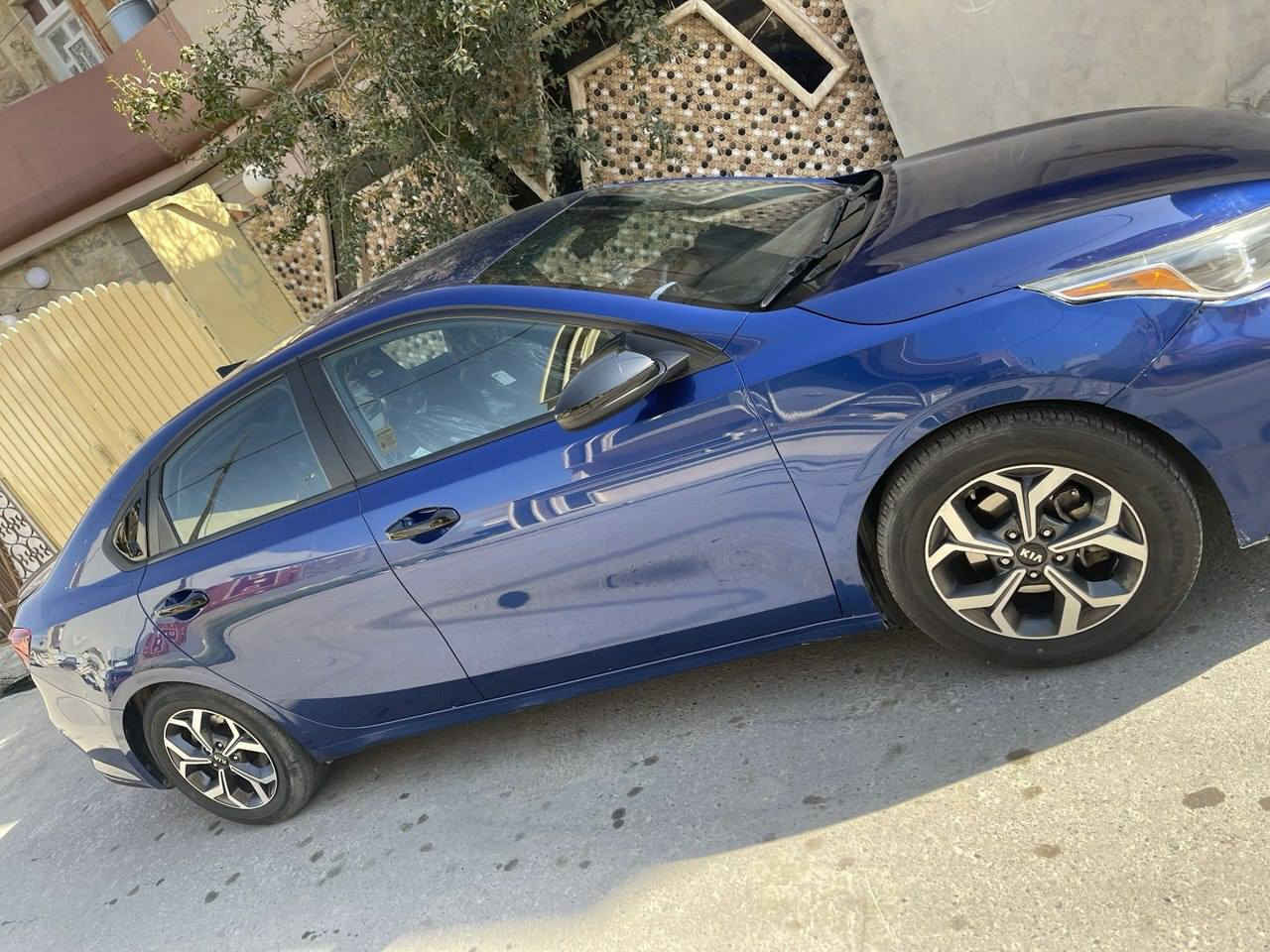 السلام وعليكم
كيا فورتي مديل 2020 وارد امريكي
ماشيه 104ميل 
رقم نينوى سنويه جديده هزه 
كابون بانزين بيها شرط التحويل 
 ضرر بوند مبدل وبيها حالوب شويه بل سقف ومكانتين بارد 
مكينه حجم 20 دوش 
كير شرط 
3 انضمه قيادة سبورت/ نورمال/ وسمارت 
تدفئه تبريد 
مواصفات 
رادار مانع تصادم 
قياده ذاتيه 
تحديد مسار 
تحكمات ستيرن 
كروز سرعه 
مسجل يدعم نضام ابل كار بلي 
***********
