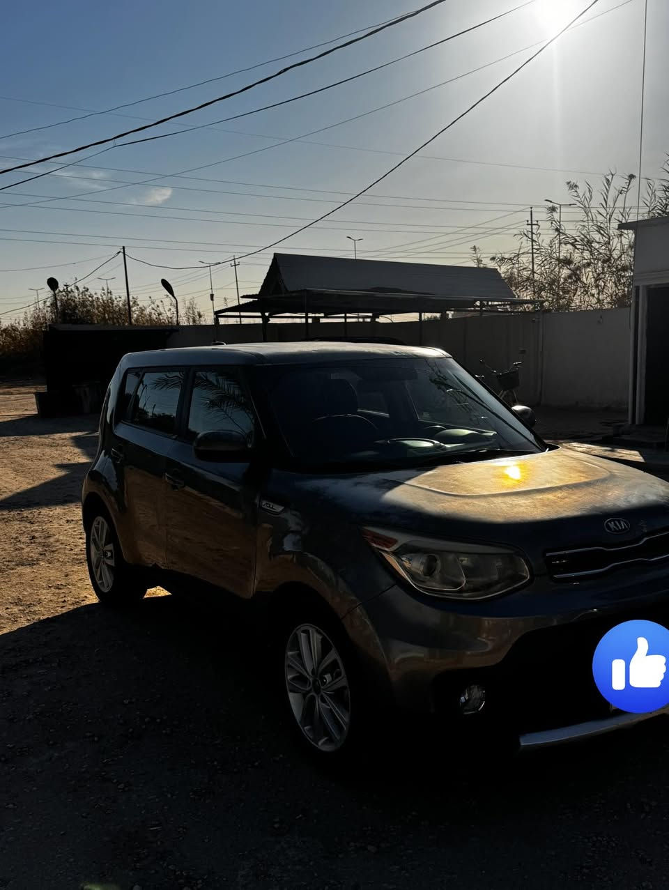 السلام عليكم للبيع كيا صول موديل ٢٠١٨ وارد امريكي رقم سليمانية بأسمنا شخصياً حادثها جاملغ امامي وباب  الصدر بدون دواخل وهنا صاير بيها صبغ بنيد وجاملغ خلفي وباب خلفي يعني السياره بيها ٥ قطع (بدون دواخل) (ابيع حزام)
مكينه ٢٠٠٠ 
ماشيه ٨٩ الف حقيقي
شاشه جبيره 
كامره خلفيه 
تحكم ستيرن جهتين
وبقية المواصفات المعروفه 
السعر ١٠٤ للاستفسار ***********
مكان السياره بابل مشروع المسيب
