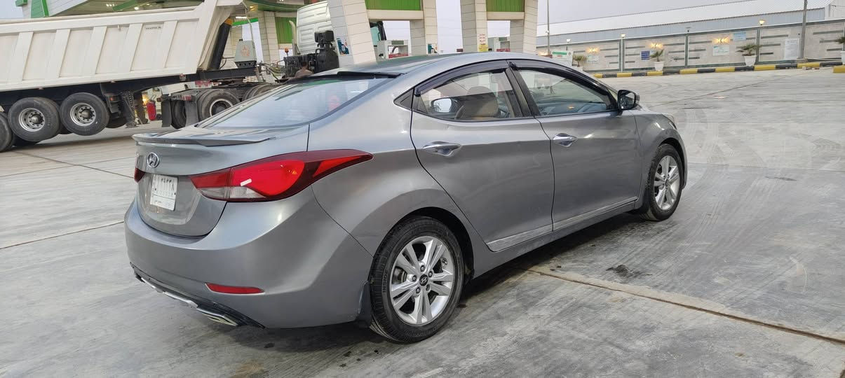 النترا 2014 شكل 16 خليجي مكينه 1800 دوش ماكينه كير تخم تاير بسمنا تحويل مباشر مكان الشطره
‏‪0783 852 0224‬‏
