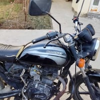 دراجة • ١٥٠ سي سي • أوراق أصلية