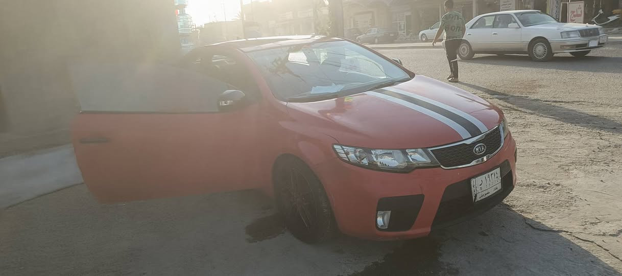 السلام عليكم كيه فورتي تك باب للبيع بيه اربع قطع صبغ وتصليح 68السعر ***********
