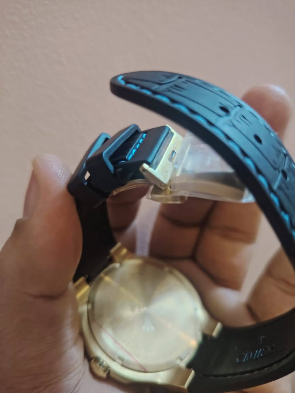 ساعه سيماير اسويسري اصلي جديد لوك شمع  معه كافة الامرفقاة الاصليه سعر 180$ تفاصيل اكثر خاص مكاني كربلاء  يوجد خدمه توصيل جميع 🇮🇶


**إذا كنت صاحب هذا الإعلان وتريد حذفه لأي سبب، رجاءا أرسل رسالة إلى الدعم الفني**