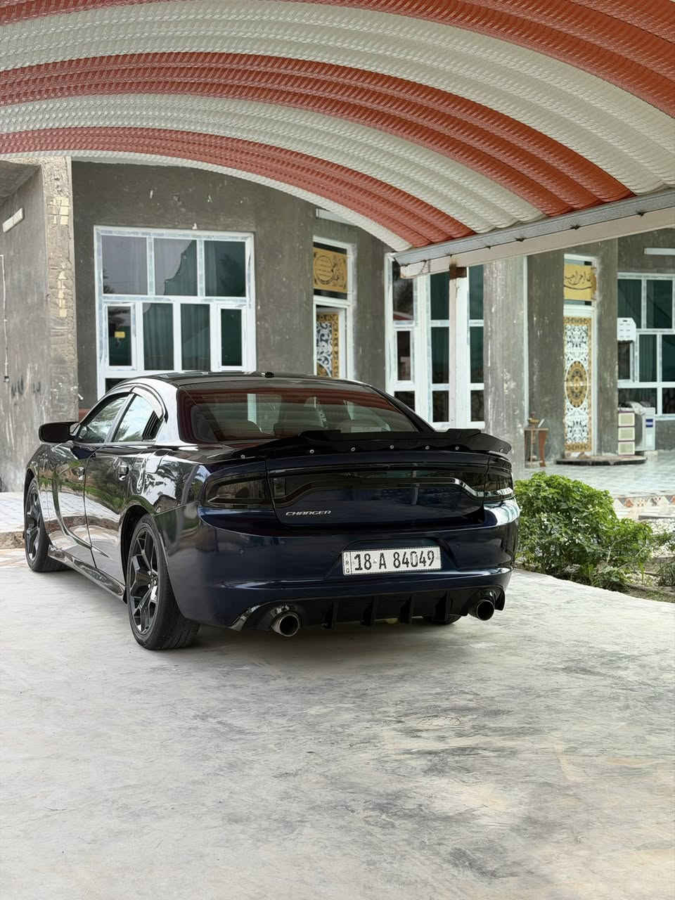 السلام عليكم اخواني 
دوج چارجر وارد موديل 17
فىه sxtمحدثه GT بيهه صبغ مثل ماموضح بالسونار رش بدون معجون مكينه كير تبريد تخم تاير اكسل كله جديد 
بدون دواخل رقم بابل دولي بأسمي تحويل شوكت ميعجبك سنويه لنهايه 2031
هزه وفحص كله جديد 
السعر 165وبيهه مجال او مراوس حسب القناعه مكاني حله سيطره الاثار 
***********
