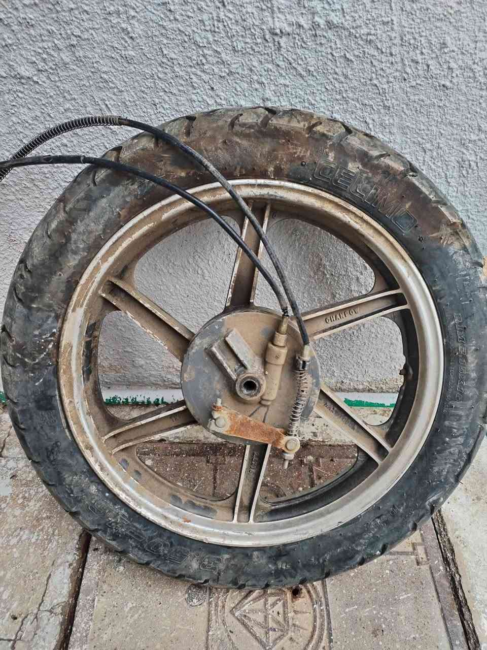 للبيع  اكسل نضيف بس يردله بوربرنات
ابيع مثل ماموجود ب صوره سعره 70 أو بي مجال 
ويل موديل 24 هوه أو تاير كامل مثل ب صوره 40 الف قفله
العنوان ديالى منصوريه جبل مجمع سد حمرين
***********
***********
