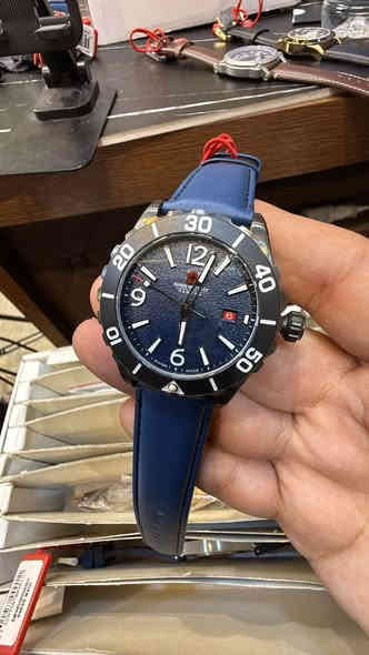 اجمل إصدارات السويس ملتري متوفر جملة ومفرد 

وكالة اصلي لا نتعامل بالمقلد مع ضمان سنة 

الكمية محدودة للحجز والاستفسار مراسلة الصفحة 

او عبر الواتساب 

***********

متوفر خدمة توصيل
