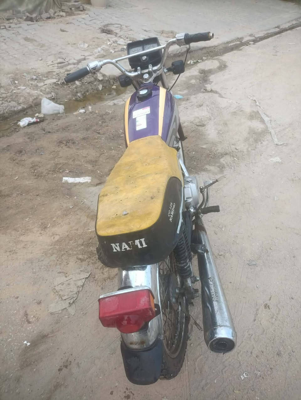 اعيد النشر بسبب وعود الكاذبه اربع كير كلك كلك مديل 21سعره 150قفل مكينه ناعمه خرسه مكان نجف حي جزيره ***********
