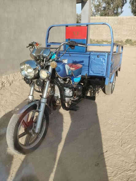 مكلف بل نشر خاص ماكو فقط عله الرقم ستوته موديل 2023 كفاله عامه رقم وسنويه مداور ثاني يوم محرك ما مفتوح لا تنقيص لا تبخير مكان ديوانيه دغاره سعر مليونين و٣٥٠ وبيه مجال لطيبين للاستفسار ***********
