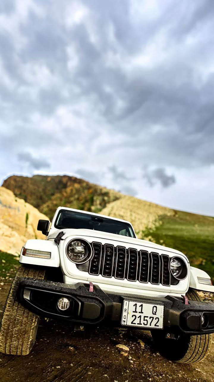جيب رانكلر 4Xe 2023 هايبرد صحاره وارد امريكي  حادث موجود الصور مالتهه
السياره  Jeep Wrangler 4Xe 2023 2.0L 4 plug-in

حجم المكينه : 2000 تيربو + هايبرد + بلكن شحن خارجي

القدرة الحصانية 375 حالة حال الهيمي 

الشحن يمشيك ٣٠ ميل

المسافه المقطوعه : ٤٠٠٠ mi  زيرو بعدهه

                      

#المواصفات 

1.قماره تتفصخ اصير كشف
2.بصمه 
3.لوكير
4.كشافات 
6.شحن خارجي
7.بكلايت لد 
8. شاشه
9.سستم صوت دمام خلفي + امامي 
10.لايتات زنون هايلوجين
11.كشنات جلد اسود بلادي 
12.سقص اسود بلادي 
13. تحكم استرين
14. ويل حجم 19
15. كامره خلفيه 
 السعر ٢٨٥٠٠
رقم ***********
