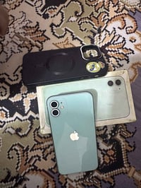 ايفون 11عادي ذاكره 128😉وبطاريه 74 جهاز حلو ومكفول وجديد 👉 07703116442💵...