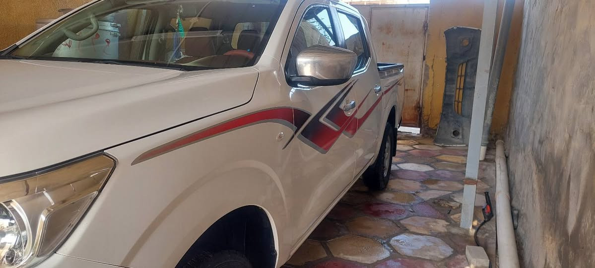 بسم الله الرحمن الرحيم 
نيسان نافارا ٢٠١٧ رقم اربيل سياره جديده جدا  كفالة كير عادي مكان سياره بصره قضاء المدينة 
***********         ٠٨٧١٦١٦٩٠٩٩
