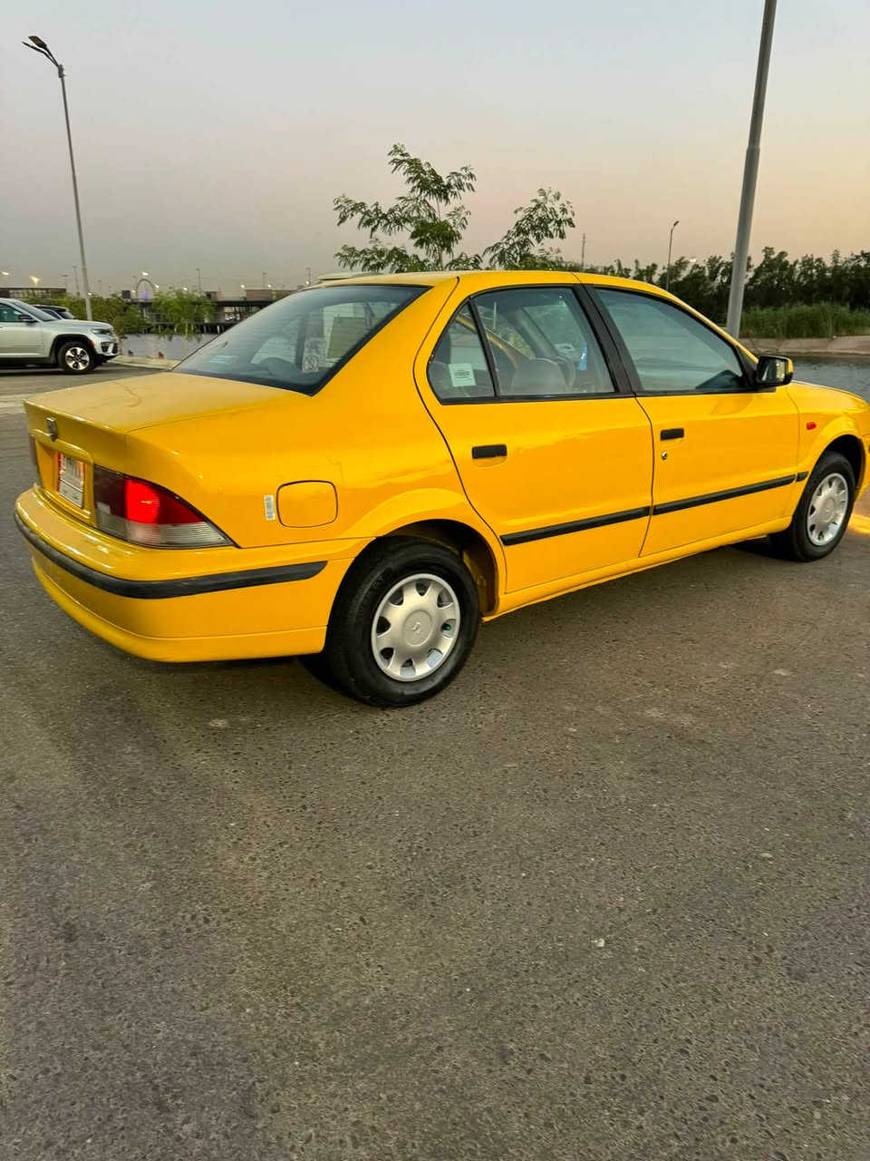 سلام عليكم للبيع سمند موديل ٢٠٠٩كير محرك كفاله صدر مامي خلفي جديد مكفوله من ضربه وتبديل صبغ شي بصيط مصفره هيئه وغرامه تحويل مباشر سعر ٣٢ وبيها مجال سياره جاهزه على آخر حبايه مكاني بغداد ***********
