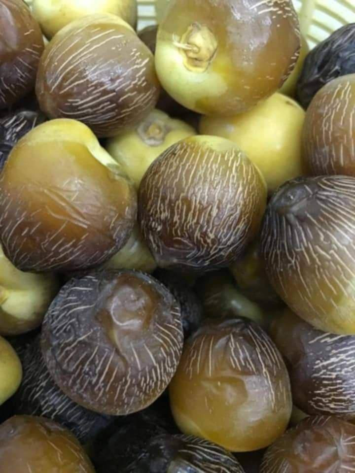 سلام عليكم
بعد اذن مسؤل الكروب 
يوجد نخل برحي  حمال فسائل 
نخل مجھول حمال فسائل 
نخل لؤلؤي حمال فسائل 
شرط نفس الصورھ والضمان رسمي موثق بوصل 
للأستفسار واتساب فقط ***********ابوھشام
