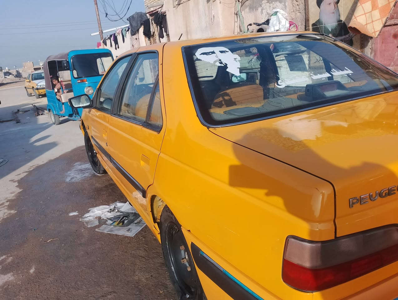 سياره بيجو بأس مديل 18 سنويه 30 مكينه وكيل وحداديه وتخم تاير وتبري كفاله سياره بيه جاملق وباب مدلات وسعر 47 بيه مجال قليل ***********
