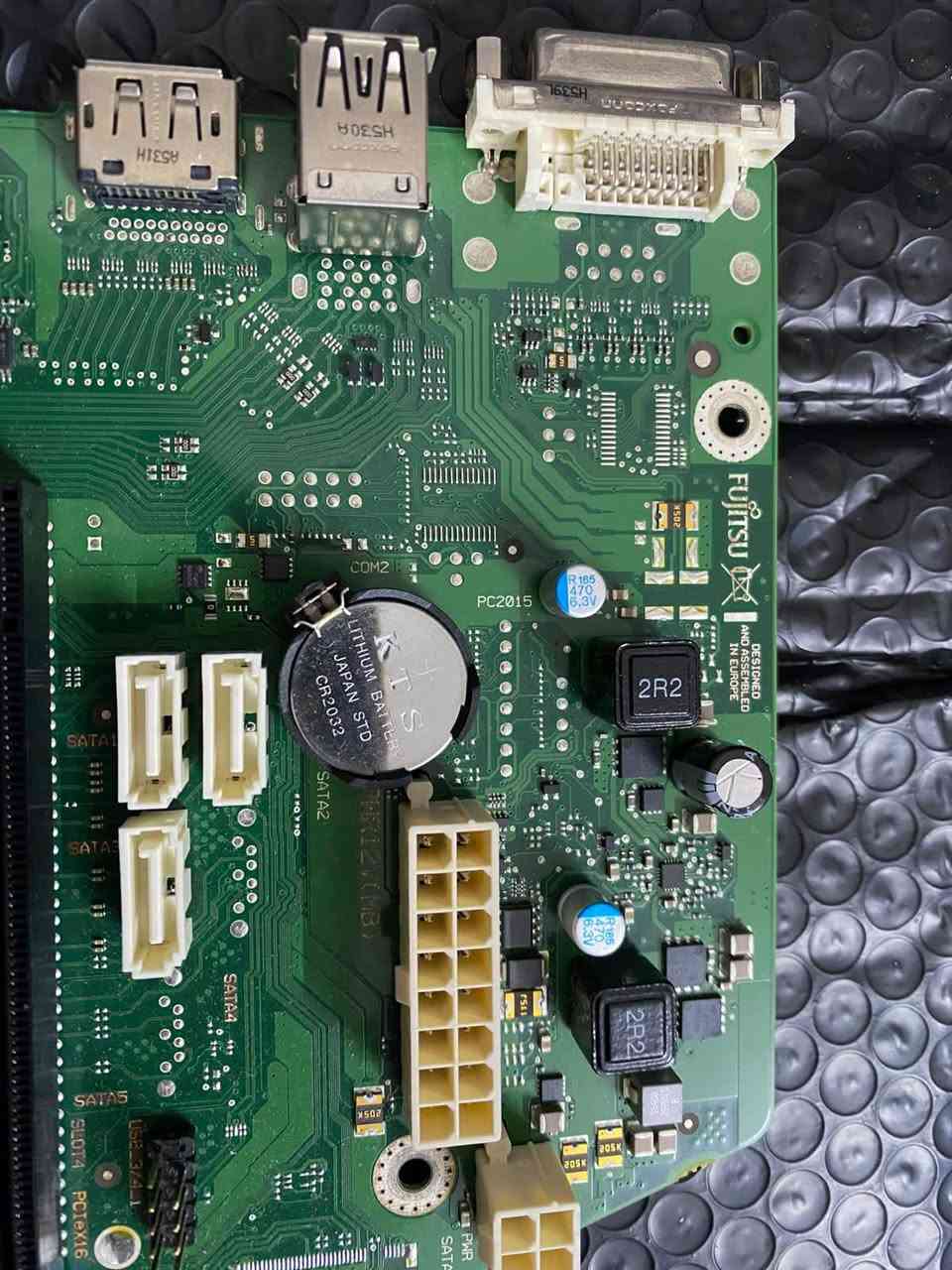 MSI PRO H610 
جديد غير مستخدم السعر ٦٥ الف مع التوصيل


**إذا كنت صاحب هذا الإعلان وتريد حذفه لأي سبب، رجاءا أرسل رسالة إلى الدعم الفني**