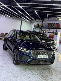 @ Genesis GV70 2023  السعر 3دفاتر60   • المحرك والأداء  Twin Turbo سلن...
