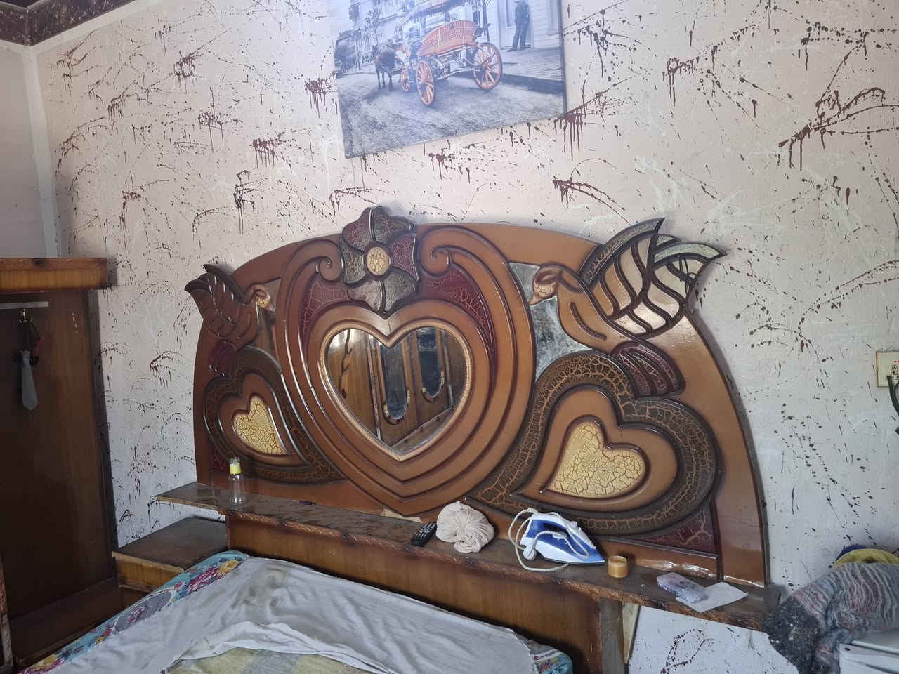 غرفة نوم مستعملة العنوان بابل ناحية جبلة
*********** واتساب
