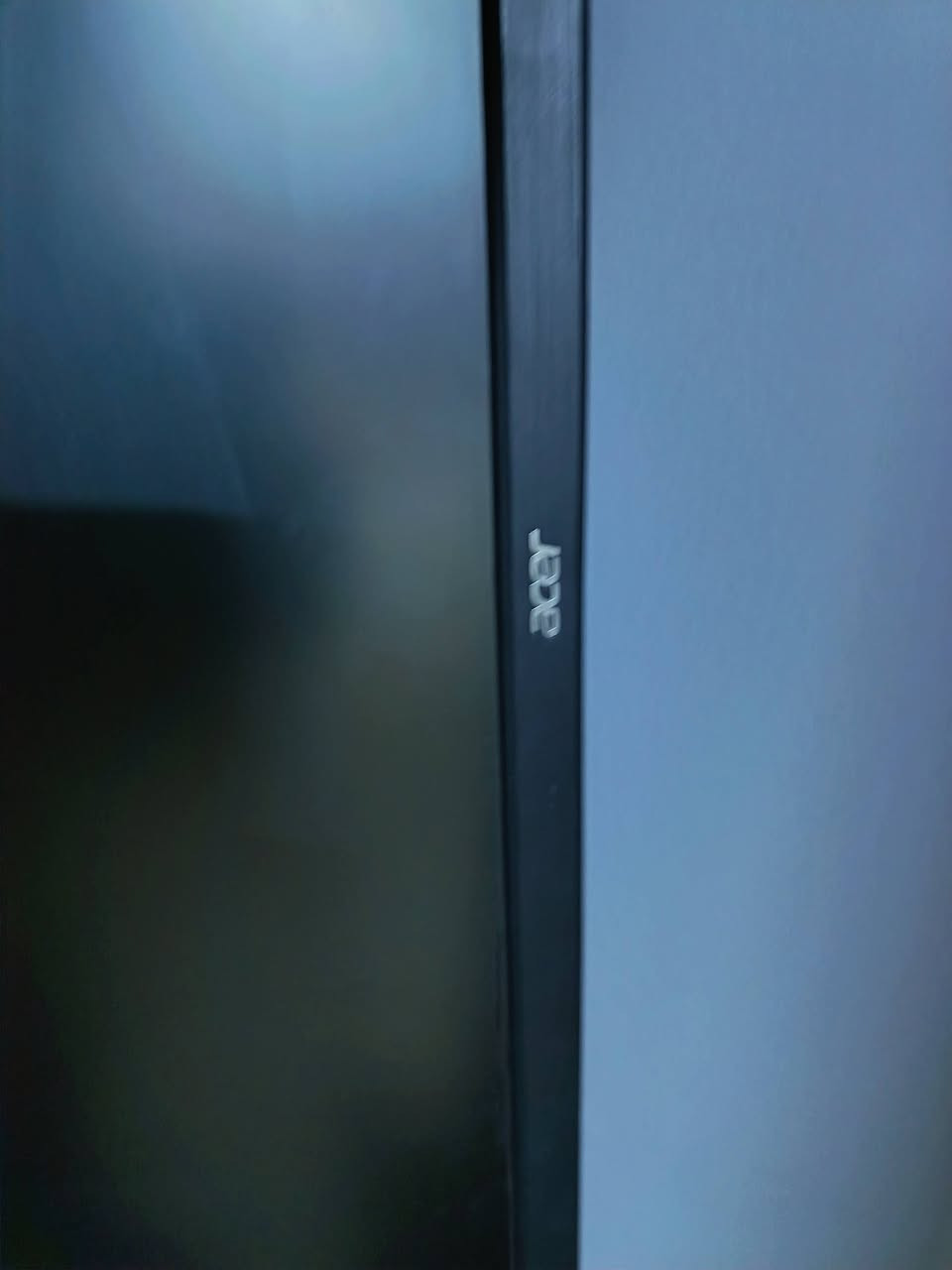 🔥 شاشة Gaming احترافية للبيع 🔥
🖥️ Acer KG271
📏 حجم 27 إنج
⚡ 165Hz Refresh Rate
🎮 دقة 2K
🌈 IPS Panel — ألوان قوية وصورة صافية
💨 مناسبة للألعاب، المونتاج، والاستخدام اليومي
✅ الشاشة نظيفة جدًا
✅ أداء ممتاز وسلاسة عالية
✅ تجربة لعب قوية مع فريمات ثابتة

خلي سعرك بل تعليقات لحد يكسر بسعرهة الي ميعرف لا يذكر سعر 
***********
