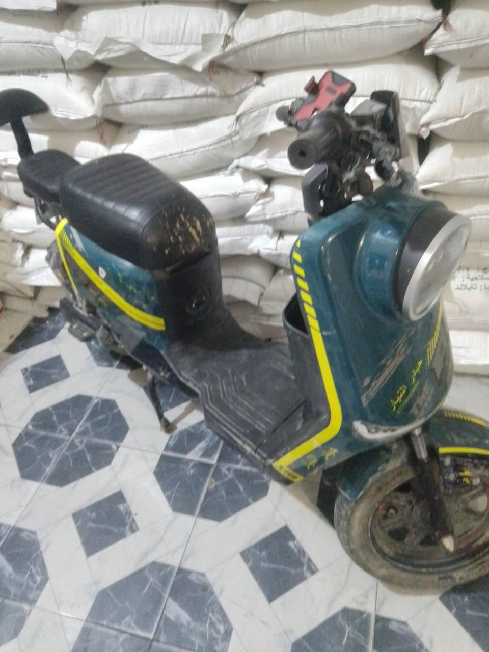 السلام عليكم دراجه شحن جديده السعر 550 ***********
