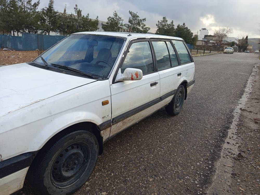 هە رزانترین  نرخ  خوارهە مو بازاڕ......؟

مازدا  مۆدێل   92  سڵایت 

سە نە وی  ئە سڵی و پاکانە و واجهە

بە شە رتی  ئە وە لیات و  حاسیبە

مە کینە 8 و  کابلێتە ر  زۆر  مە زبوتە

گێڕو مە کینە و  کارە بای  بە شە رت

گێچ و  برێک و  گە رمی و هە موگیانی ئیشە کات

لێدراوی  نییە  بڕاوە و موس و خایس و  ڕزیوی بە شە رت

ناوی  لە دە رە وە جوانترە  پێش و پشتی چرکە ی نییە 

ماڵی  دۆست و  فە قیرە  خوارهە موو بازاڕە

بای  12  گڵاو  مە عامە لە یە ***********

گۆڕینە وە ش  ئە کە م  بە دڵم بێت
