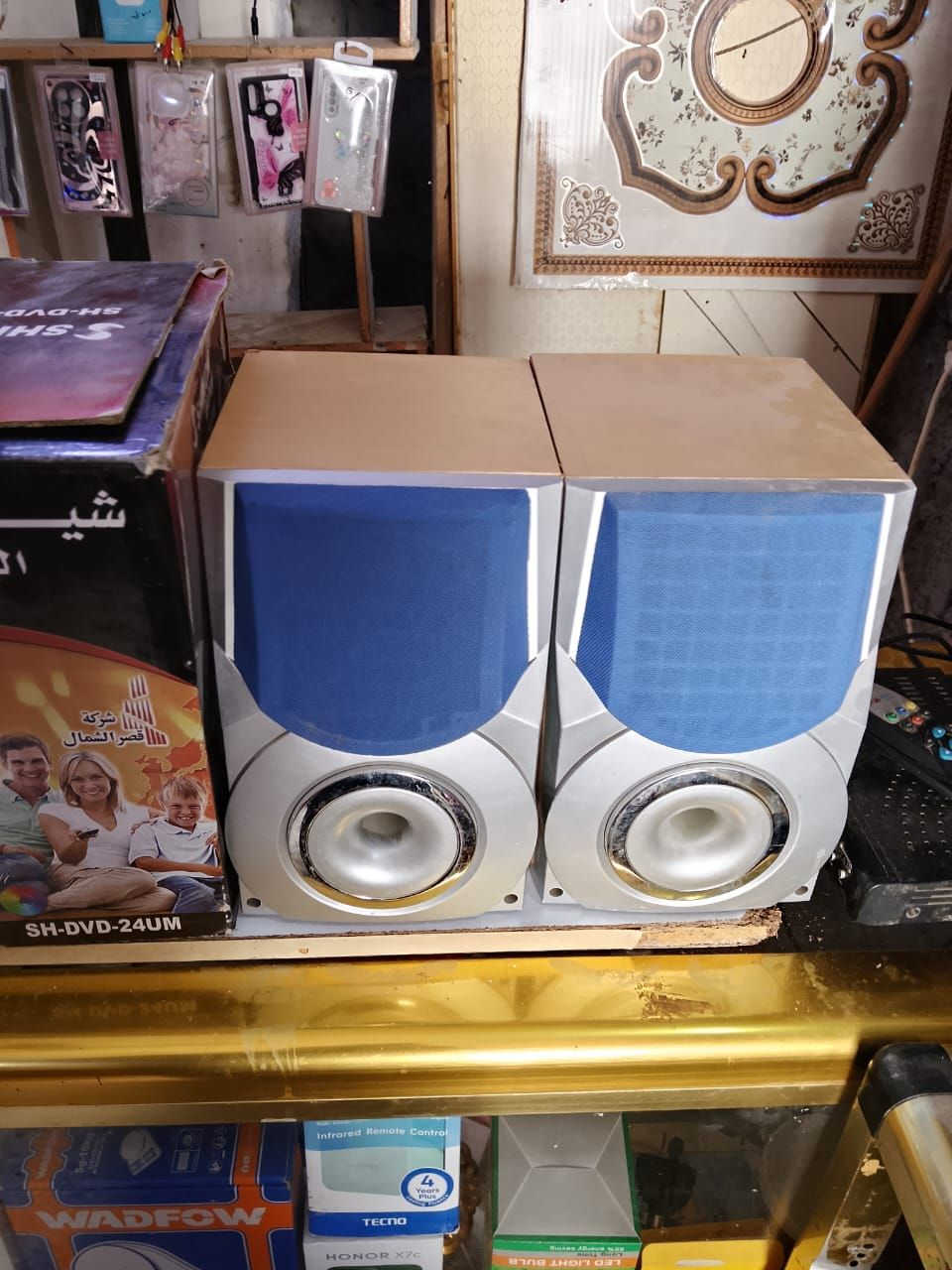 سماعات اربعه شغالات علفحص سعر الاربعه ٤٥ مع توصيل تصال بالرقم ***********
