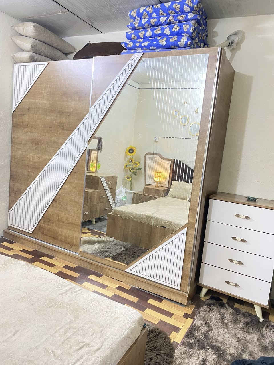 غراض للبيع مال شيله كلهن انضاف مكان السيديه مقابيل العاب السيديه وهذا رقم
0772 264 7757
