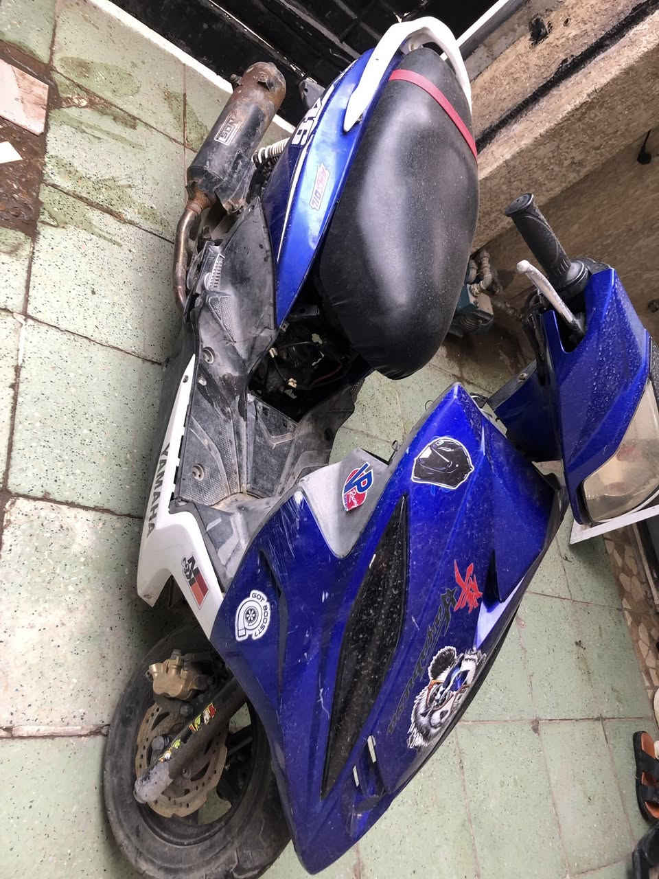 سلام عليكم دراجه جيتي ار للبيع كوم حديد الدراجه كهرابائيات كله شغاله ماعرف شبيه طافيه مكاني الغزاليه ***********
