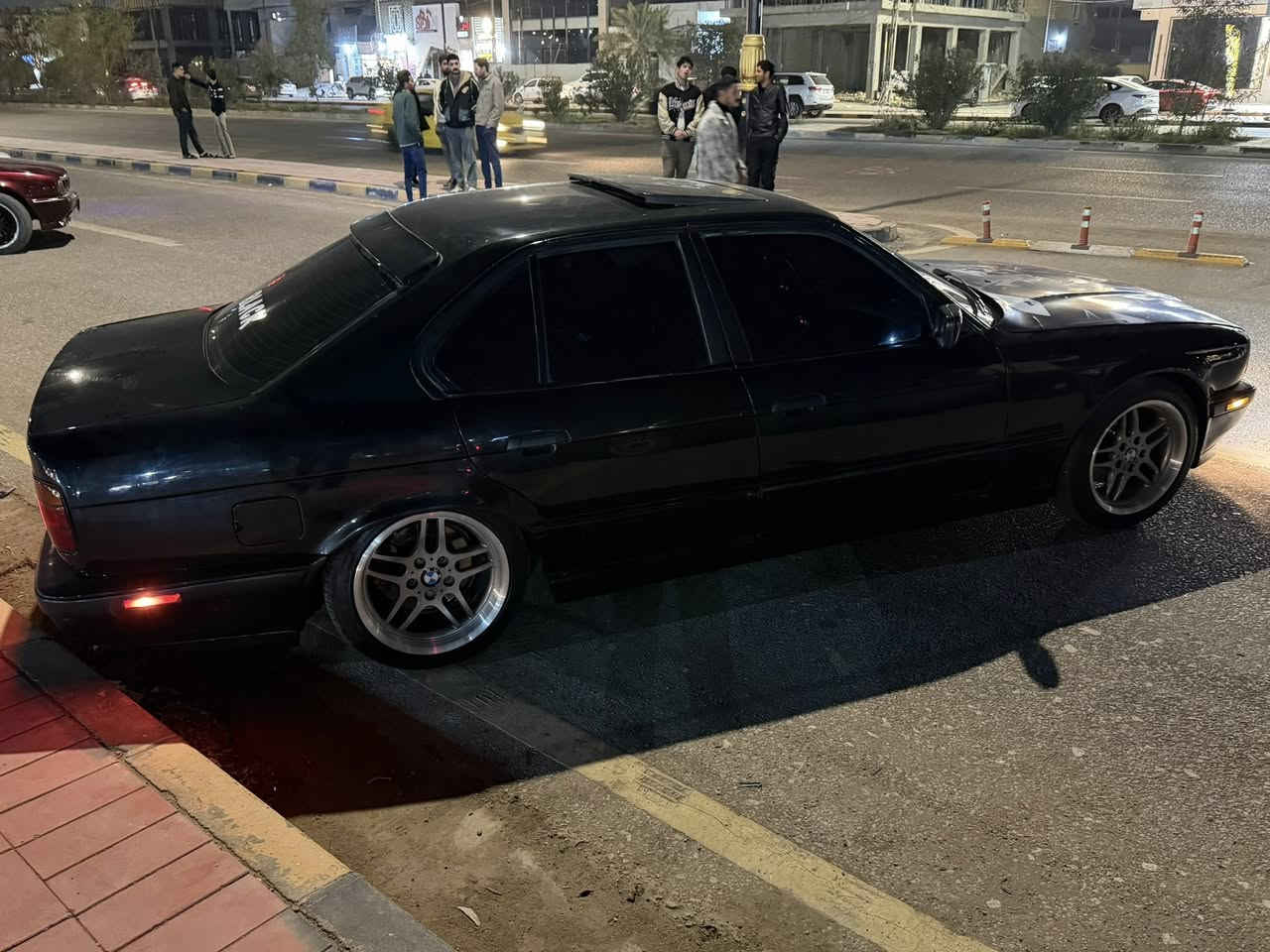 سلام عليكم بي ام 525اصل بليته وسنويه مديل 92 محرك مسكر عدل مكفول كير حداديه كهربائيات كله كفاله السياره سعر 70 وبيه مجال مكاني نجف ***********
