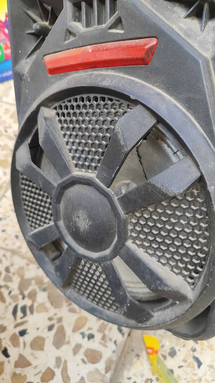 سماعه بهذا الشكل أبيعها فحم عاطل للي اتفيده يأخذها ب8الاف مع التوصيل بغداد, العراق


**إذا كنت صاحب هذا الإعلان وتريد حذفه لأي سبب، رجاءا أرسل رسالة إلى الدعم الفني**