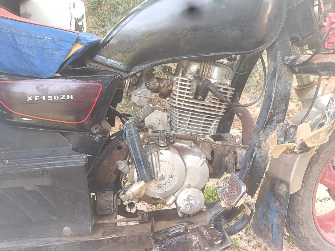 سلام عليكم ستوتسا موديل 21 كلا بلاد وراق كرتونيا ورقتين بيها ستوتا ما ناقصها ايشي كلا بلاد كهربايات ضفيرة لايتات مكاني ديالى شهربان المقدادية رقم تصل ***********
