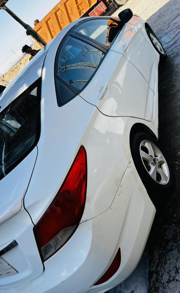 السلام عليكم اكسنت للبيع مديل 14 نجف بسمي مكينه 1600 هستوني شادلها طابوكه مكينه وكير وحداديه مكفولات سياره كوري بيها 5 قطع صبغ جاهزه من كلشي ومابيها نقص مكفواله من الدعمه القويه لاحوض ولا لغود ثاني يوم مداور مكاني نجف *********** السعر 84
