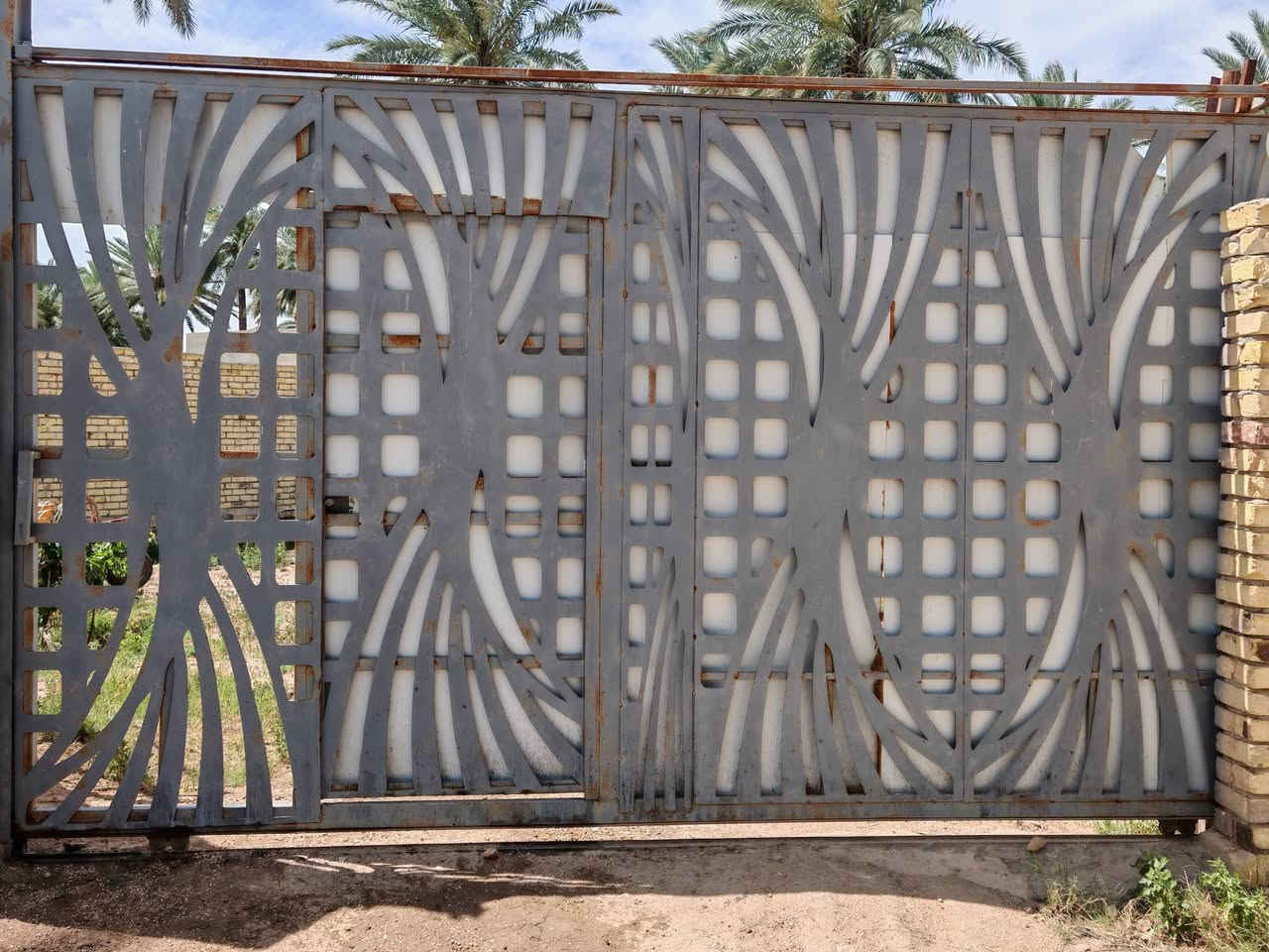 للبيع باب سلايد ٤ ونص متر الطول و٢ ونص متر الارتفاع النقشة حديد ثقيل ٣ ملم الفريم كله ثقيل ٤ ملم استخدام موسم واحد


**إذا كنت صاحب هذا الإعلان وتريد حذفه لأي سبب، رجاءا أرسل رسالة إلى الدعم الفني**