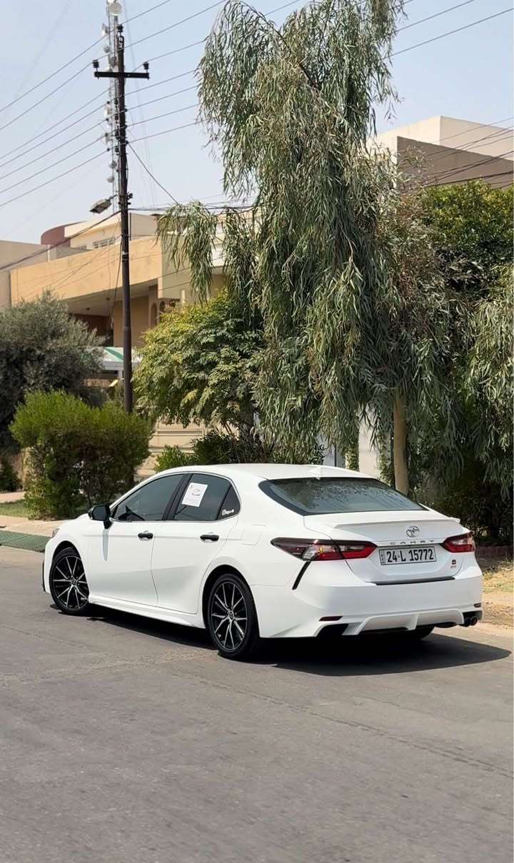 كامري 
SE+ 
شاشه وسط 
بصمة تشغيل 
رادرات 
حساسات خلفيه 
ماشية 37ميل
سياره جديده 
هزه جديدة 
تحويل ثاني يوم
كشنات نصف جلد 
رادرات جانبيه 
قيادة ذاتيه
3أنظمة القيادة
Eco/Normal /Sport
حادث امريكا كفله بل بنيد بدون دواخل بدون ايرباك 
وصار ببها بل عراق كارت بل داير الجاملغ الخلفي يمين صباعتين فقط والباقي كفالة
سعر السياره 230 وبيها مجال 
رجاءً(الموشراي لا يخابر) رجاءً 
(***********)واتساب
(***********)
مكان السياره موصل موصل, نينوى
