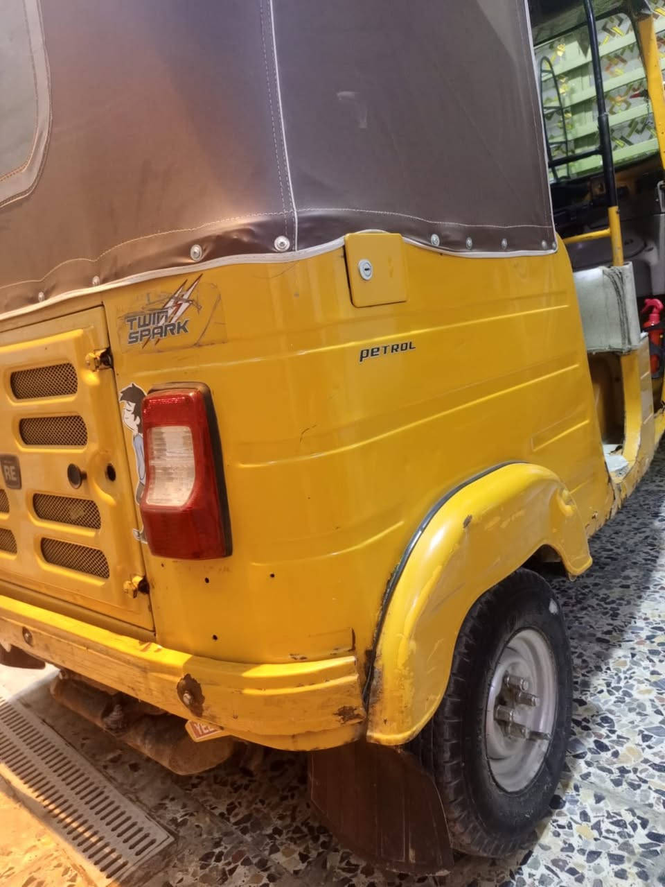 سلام عليكم تكتك رقم بغداد مديل. 20شهر11 تكتك عوزها فقط كلجات سعرها7ملايين وبيها مجال


**إذا كنت صاحب هذا الإعلان وتريد حذفه لأي سبب، رجاءا أرسل رسالة إلى الدعم الفني**