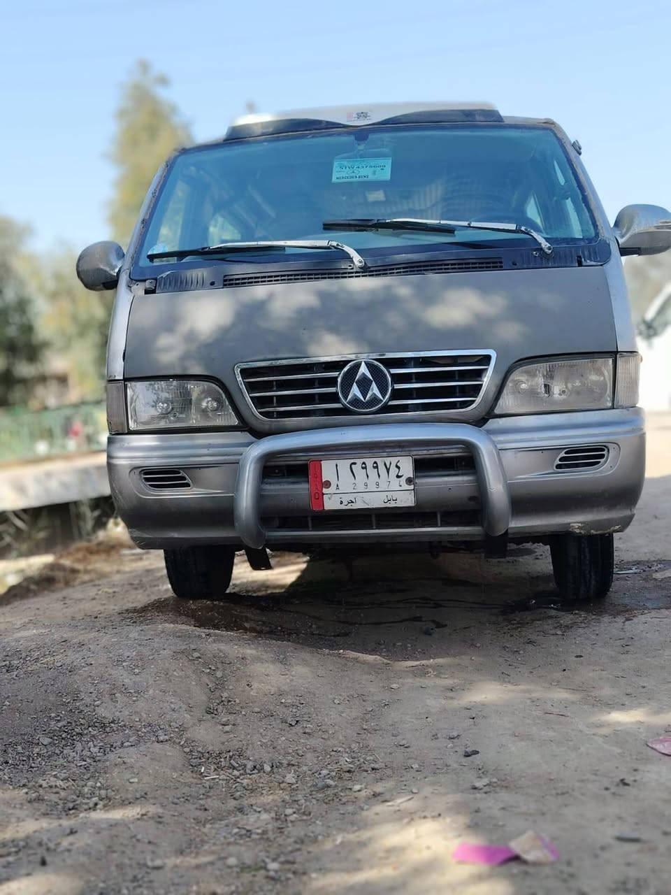 اسلام عليكم 
ستانه موديل  ..  2000  ..
مصفره هيئه وغرامات
مكفوله من الضربه والصبغ 
مكينه جديده 
كير جديد 
حداديه جديده 
برانكيتات نضاف 
السعر 78 وبيها مجال 
مگلف بلنشر 
***********
