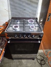 طباخ للبيع نظيف وشغل شرط   السعر 100 الف 07510429818  ‏‪07783663715‬‏