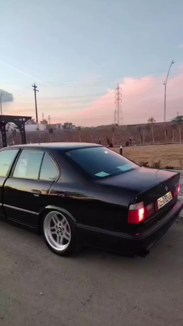 بۆڤرۆشتن BWM525ڤول بە س سلایت نیە کوشن جلات بردە اوینە برخ دە عامی بیشو دواوە Mلایت زینۆن بیش بان حە موو کیانی بە شرت تاخم بیش دواوە بیشە وە بشرت اتۆماتیک سنە وی تا 2030تازە یە جوار تایی تازە ش بە شرتت شوین کرکوک ***********
