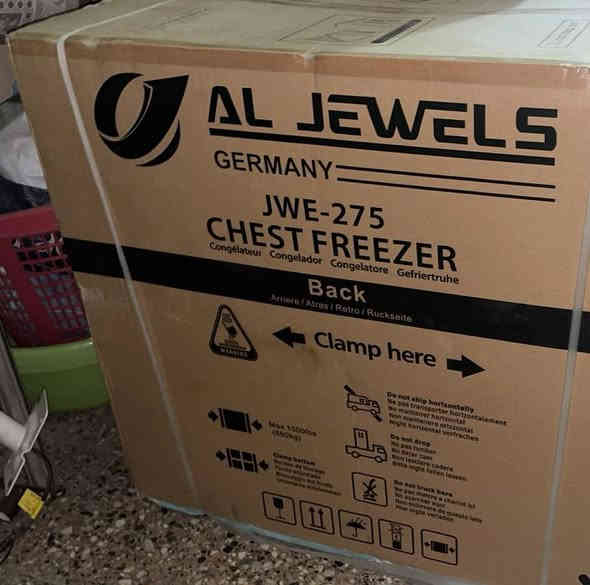 مجمده جديده للبيع السعر ٢٠٠الف هاتف *********** او مراسلة الصفحه الحجم وسط
