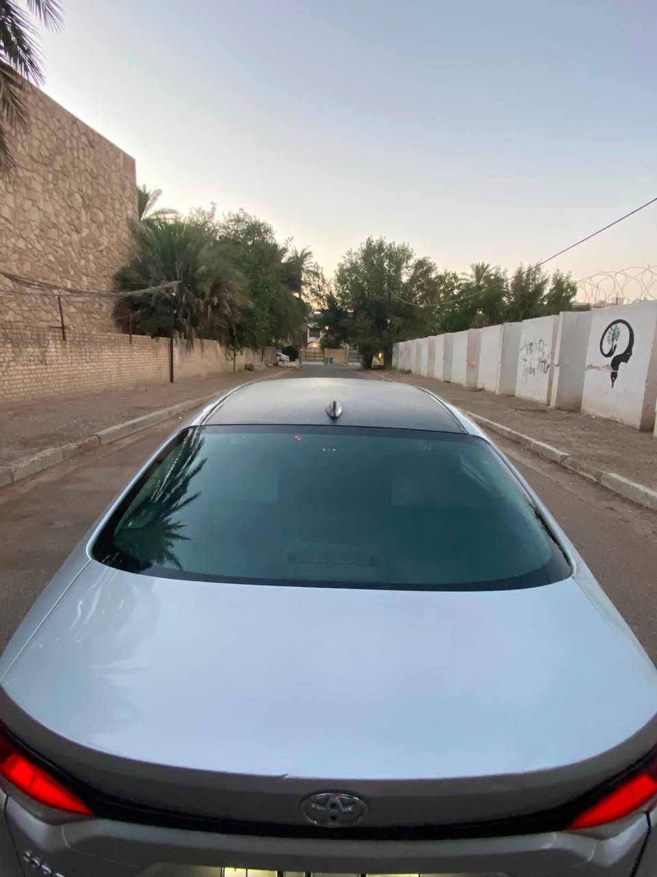السلام عليكم كورلاء 2023 وارد أمريكي حادثها جاملغ وبنيد والقماره بيها صبغ ب اسمي تحويل ثاني يوم  وبدون نقص كير مكينه صدرجديد  تبريد خير من الله السعر 117 وبيها مجال بسيط مكاني الصليخ شارع ال600 يوجد واتساب ***********
