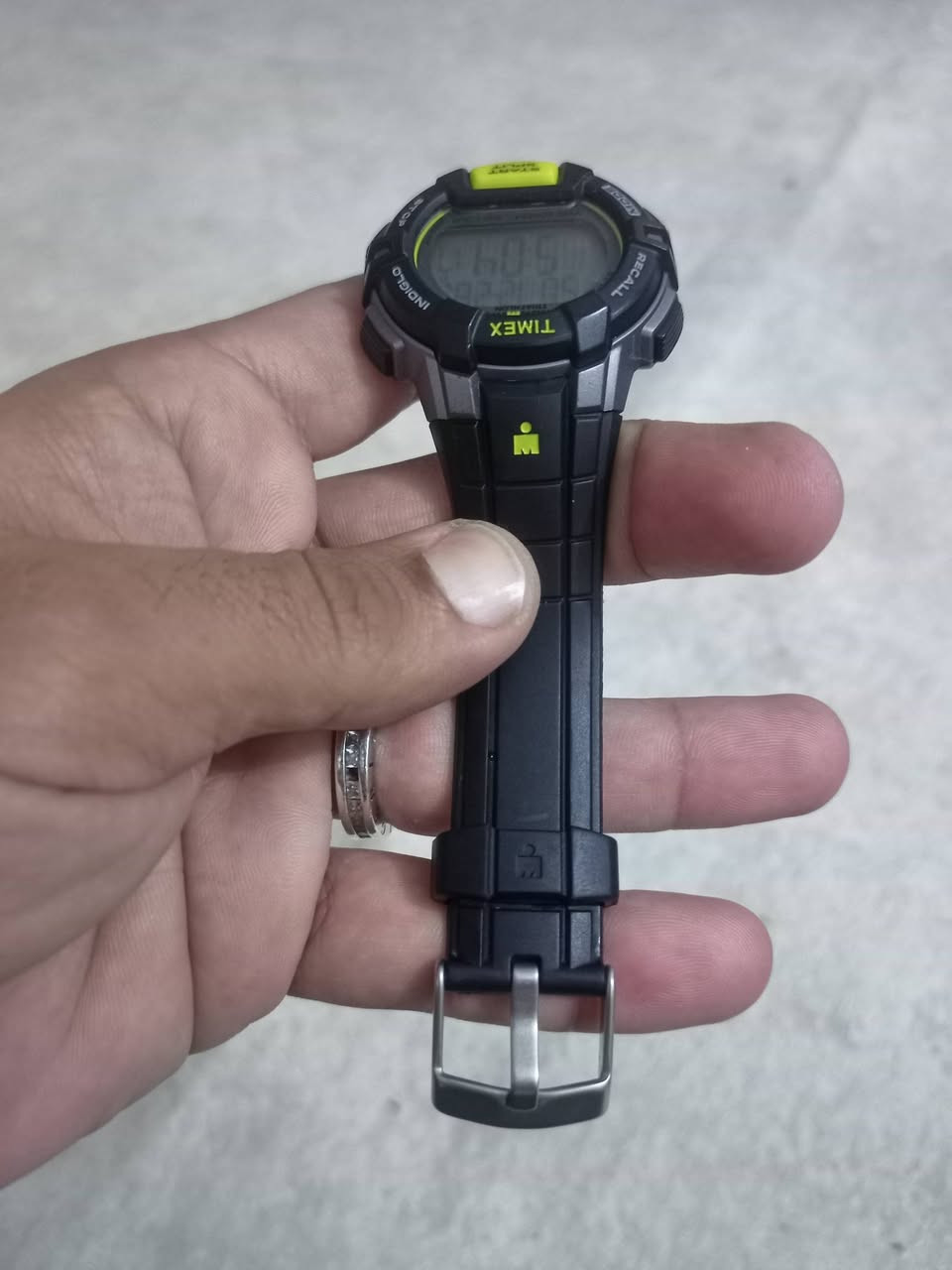 تايمكس نضافه تامه الشراي يفضل خاص او واتساب وبالخدمه ***********
