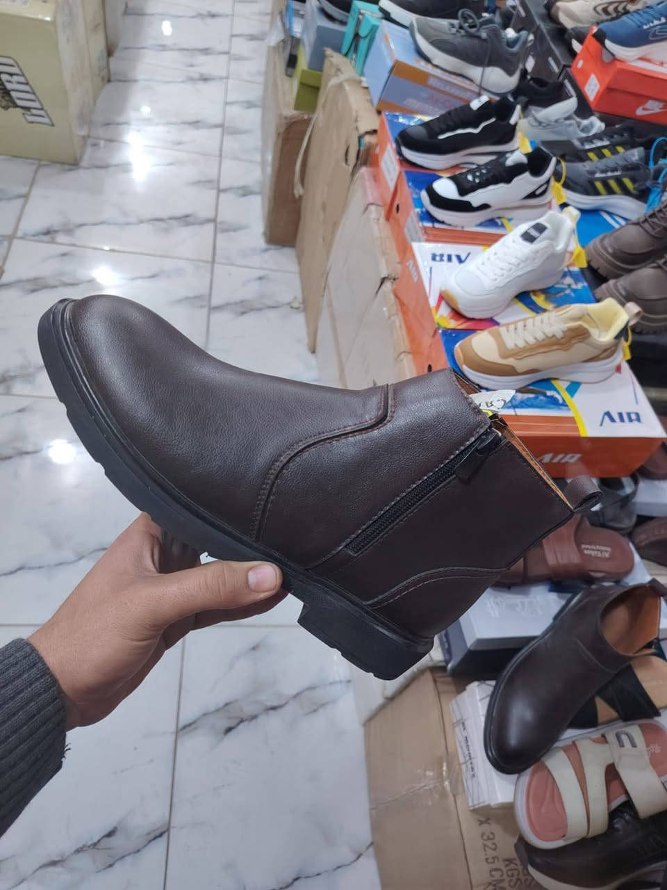 تنزيلات تنزيلات بمناسبة راس السنة الميلادية فقط 15الف دينار بوت تركي طبي درجة اولى خفيف النعل طبي 
#15الف####15الف 
بابل حلة شارع الامام علي قرب مرقد العلماء الاربعة 
وتساب ***********
