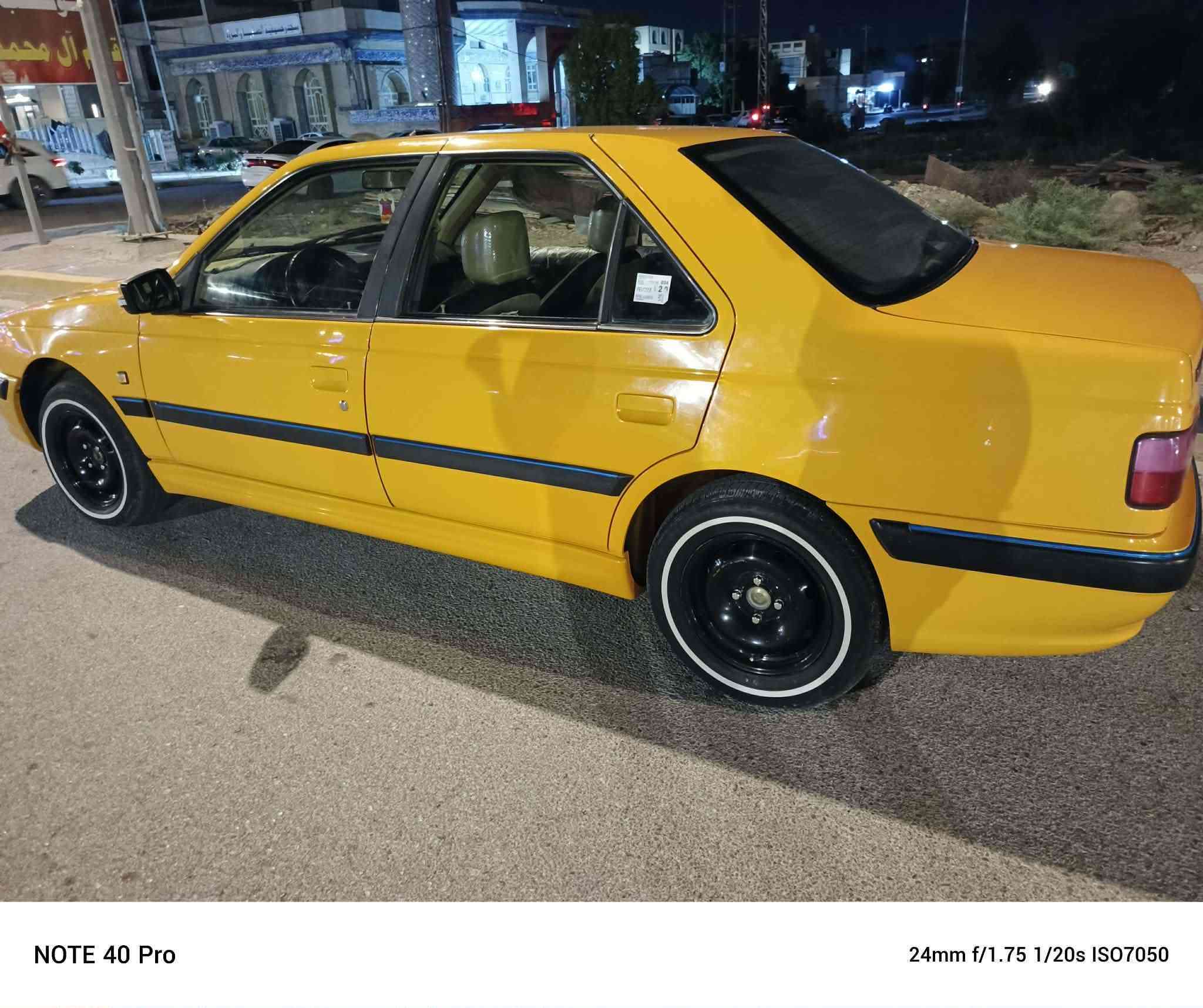 السلام عليكم اخوان بيجو موديل ٢٠ السيارة  فقط بيه شخط بسيط باب الخلفي بدايه ضعف بلمكينة السعر ٦٦ وبيه مجال والسيارة بأسمي للاستفسار على الرقم ***********
