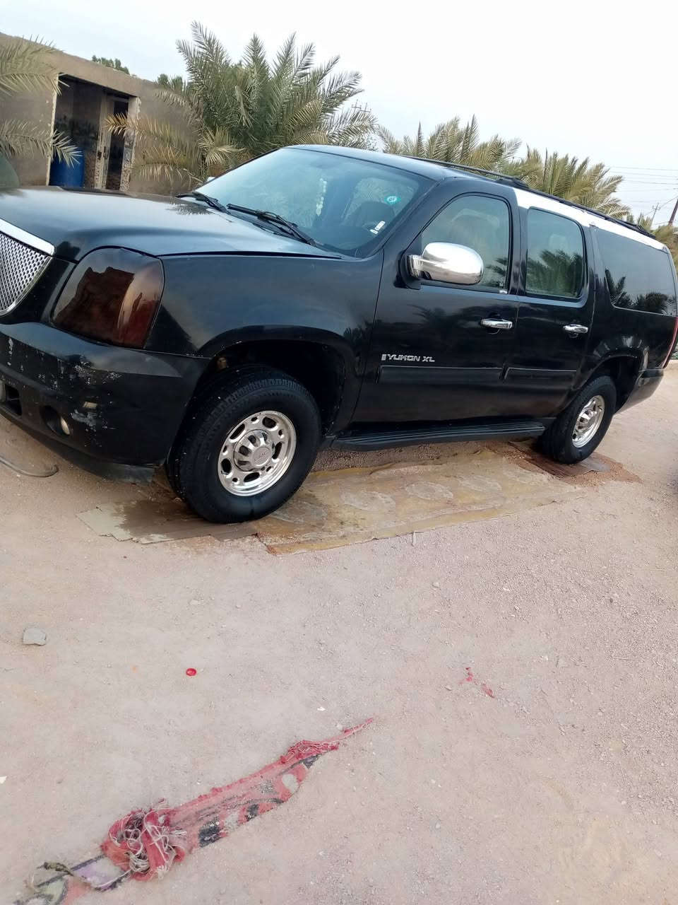 للبيع يوكن موديل 2007 فحل 8برغي مكينه 6100 كير 1000 شرط جدد مصبوغه عام سياره  رقم بغداد خصوصي بسمي *********** مكاني سماوه
