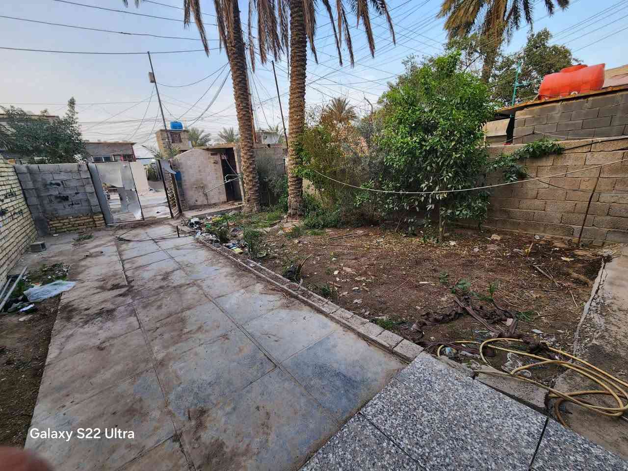 السلام عليكم ورحمة الله
بيت طابو صرف ٢٠٠ متر يعتبر قطعة أرض بس البيت ينسكن بي إذا يترتب .. العنوان نهاية حي اور  قرب نادي التحدي  مقابل البيوت الحواسم المنطقة مكتمله من كافة الخدمات ماء مجاري تبليط كهرباء..السعر ٢٢٠ وبي مجال  اي استفسار خادم ***********
