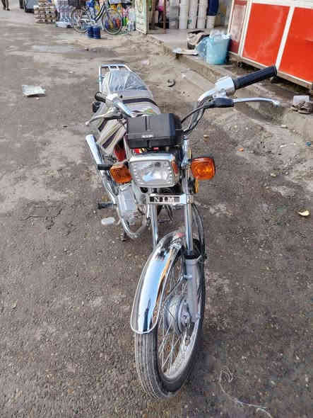 السلام عليكم دراج نامه للبيع أوراق  السعر 700 المكان حله  الرقم ***********
