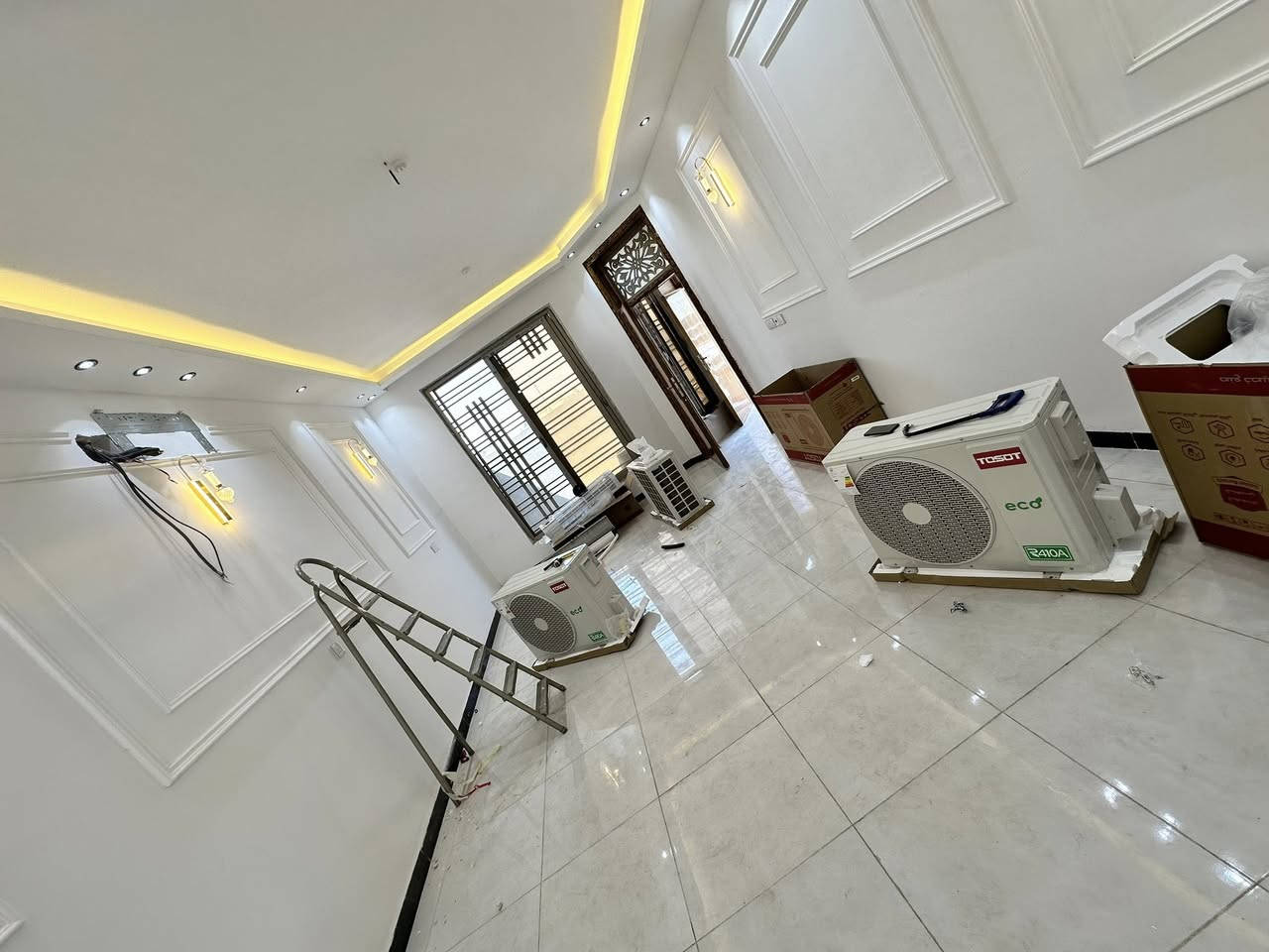 بسمك اللهم 
تعلن ورشه الخفاجي
 عند بدء الموسم الصيفي للتبريد والتكييف 
غسل 
نقل 
تنظيب
صيانه 
سبالت مكيفات 
شحن افضل انواع الغاز 
ضمان بالعمل مصداقيه بالكلام 
خبره عمل ما تقل ١٢سنه 

والله ولي التوفيق 
للتواصل 
***********
واتساب واتصال 
او على حسابات التواصل  الرسميه 
اخوكم جودت صباح الخفاجي
